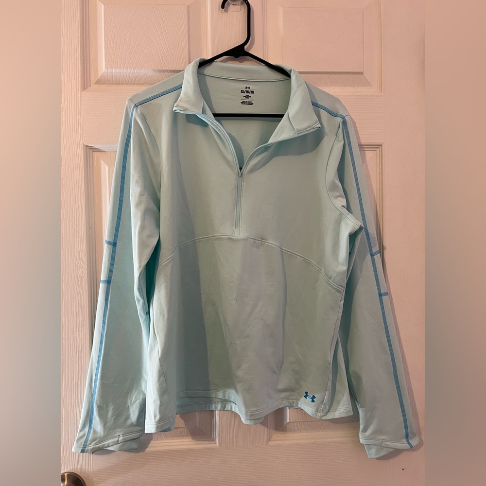 Under armor women’s X-Large 1/4 pull over